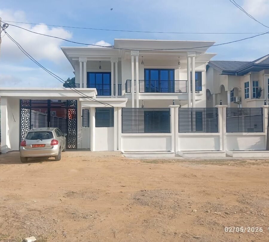 Bâtiment de type Duplex à usage d’habitation à douala-logpom